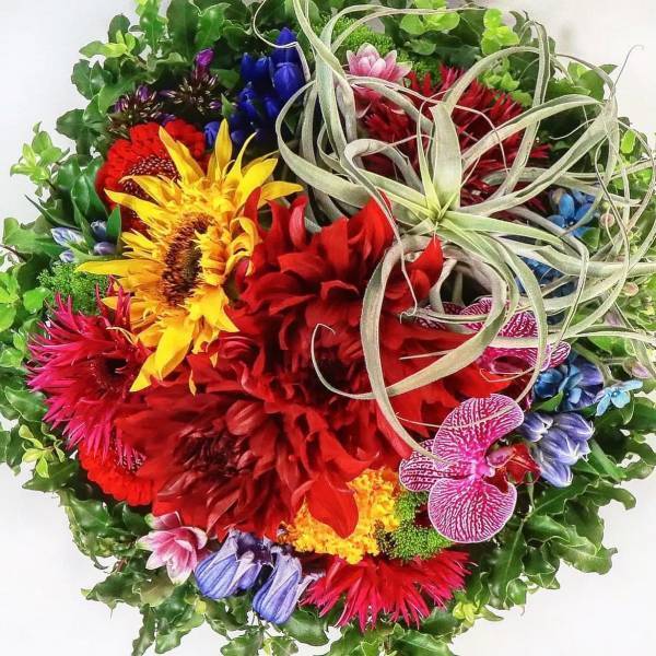 【期間限定】食べられる花屋『Eatery Flower boutique』がOPEN　「フラワーティー」と「薔薇のチーズ」の体験をre:ROSE GINZA7にて開催