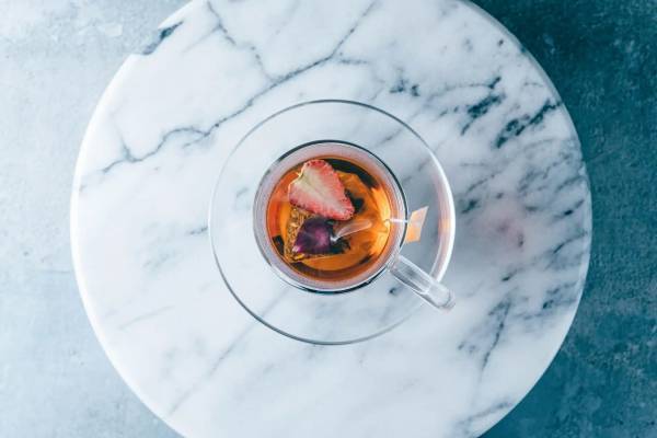 【期間限定】食べられる花屋『Eatery Flower boutique』がOPEN　「フラワーティー」と「薔薇のチーズ」の体験をre:ROSE GINZA7にて開催