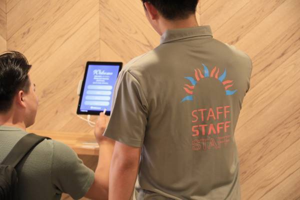 宿での煩わしい手続きもサインでOK　リロホテルズ＆リゾーツ全施設にスマートチェックインサービス導入完了