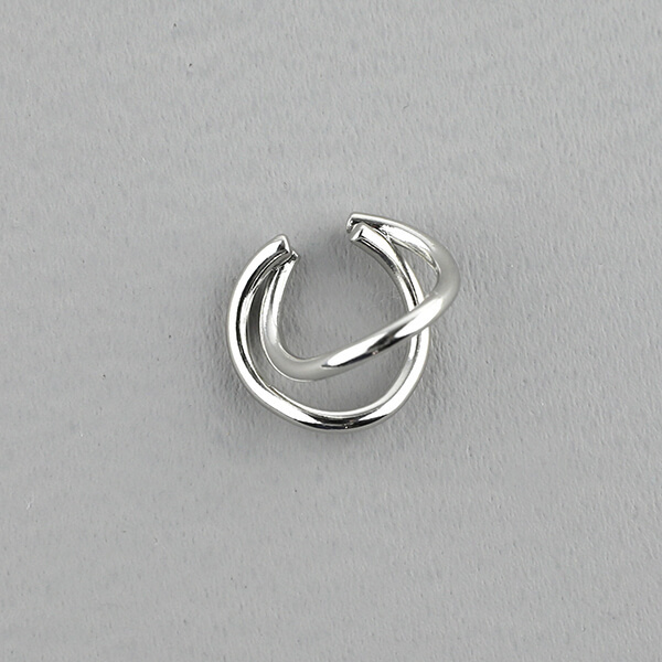 夏コーデに映える、旬なアクセをご提案！シンプルながらさりげなく個性が光る“プレイフル”な新作アクセサリーが登場！