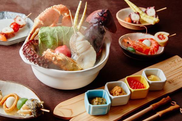 【トマム】ゲレンデに設置されたこたつで北海道ならではの食材を使用したおでんを楽しむ「スキーインスキーアウトこたつラウンジ」登場 ～ホットドリンクやクラフトビール10種もご用意～｜期日：2022年12月1日