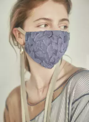 ２月１７日　コロナ明けのオケージョンシーンにぴったりな、女優気分を盛り上げるワンピースが発売