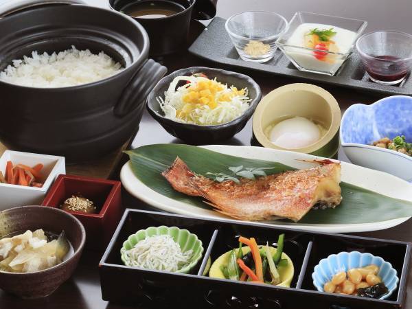 スキーのあとは＜貸切フィンランドサウナ×温泉＞でととのう体験 ゆとりろ磐梯熱海「スキー場リフト一日券付き宿泊プラン」販売開始