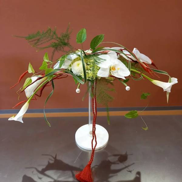 一流デザイナーに直接学べる！花まつフラワーアカデミー特別講師スペシャルレッスン開講【７月は中山佳巳先生】　8月レッスン申込受付中！