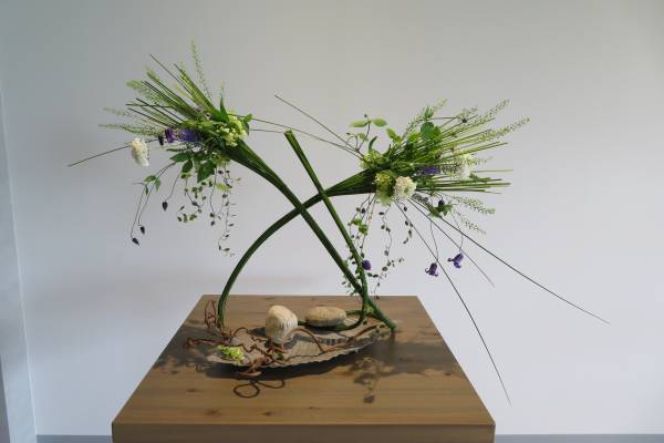 一流デザイナーに直接学べる！花まつフラワーアカデミー特別講師スペシャルレッスン開講【７月は中山佳巳先生】　8月レッスン申込受付中！