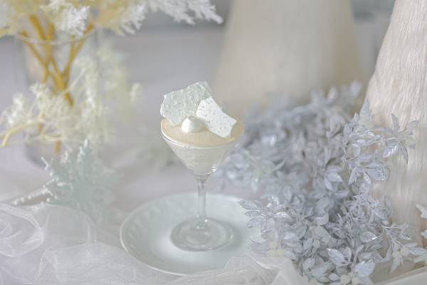 【京都】降り積もる雪景色をイメージした純白のスイーツ  『MASSHIRO（まっしろ） アフタヌーンティー』期間限定販売