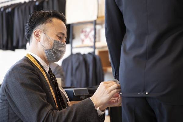 元Jリーガー廣瀨智靖さん自身のアパレルブランド「I'll be」の収益の一部で社会貢献活動