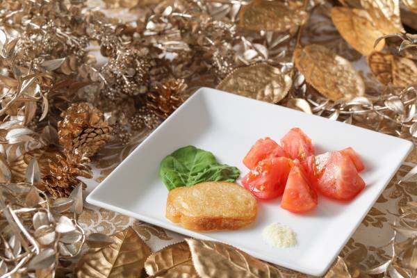 ロマンチックなバイオリン生演奏と“北海道の幸”が味わえる至極の鉄板焼『匠のクリスマスコース～バイオリン演奏とともに～』