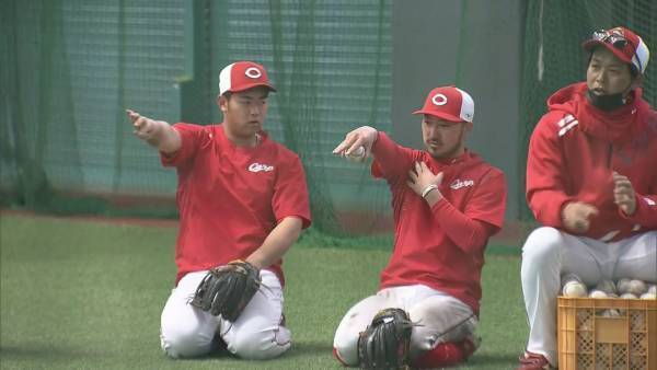 カープ 菊池涼介をレジェンド前田智徳が直撃！ 積極的な若手とのコミュニケ―ション、その狙いとは？