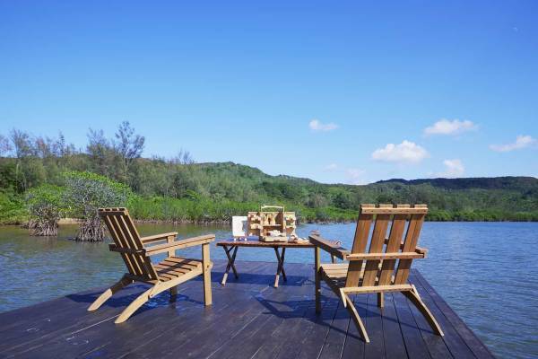 【西表島ホテル】 マングローブ林に浮かぶ特等席で西表島の春の大自然を満喫する「南風マングローブピクニックランチ」実施～島の情景を模した料理を食べて、マングローブ林のエコシステムを知る～｜期間：2023年3月16日～4日16日