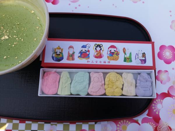 浜離宮恩賜庭園　１月２日・３日はお正月開園！『浜離宮で華やかなお正月』　～「放鷹術の実演」も３年ぶりに開催！～