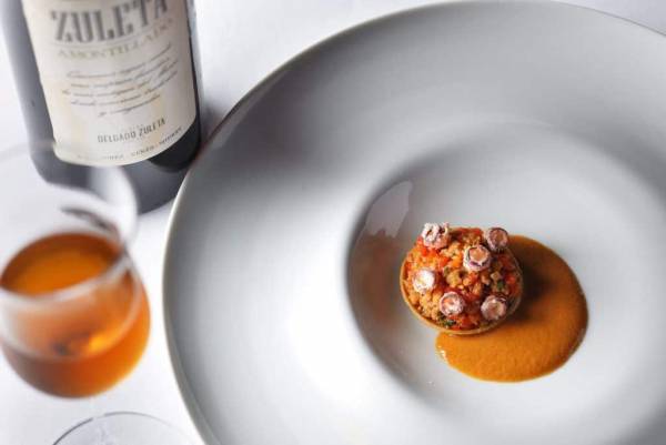 フレンチレストラン「Sonore(ソノール)」で秋限定メニューを提供 ～渓流を望むテラスから始まる、鯖、木の子など秋の味覚を堪能するフルコース～｜期間：2022年9月16日～11月26日