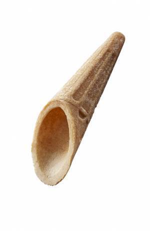 お客さまと一緒に取り組むプラスチック削減 ミニストップ自慢のソフトクリームを、 「食べるスプーン」でお召し上がりいただきます。