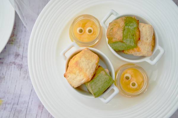 いたずら好きのモンスターたちをビビットカラーのスイーツで表現！『カラフルモンスター アフタヌーンティー』テイクアウトスイーツも同時発売