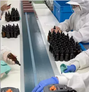 元乃木坂 深川麻衣やMEGUMIが出演するテレ東系ドラマの第7話に、(株)ALEX代表が「幹細胞のカリスマ」として出演決定