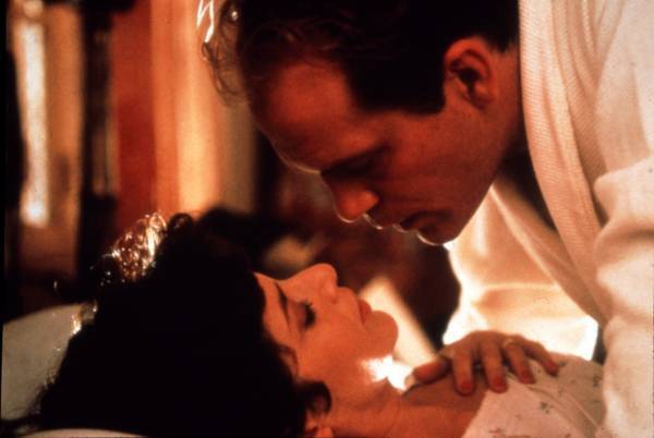 「ラストエンペラー」のB・ベルトルッチ監督が描く、砂漠に魅せられた魂の物語 「シェルタリング・スカイ」 12月10日（土）よる7時～BS12 トゥエルビで放送