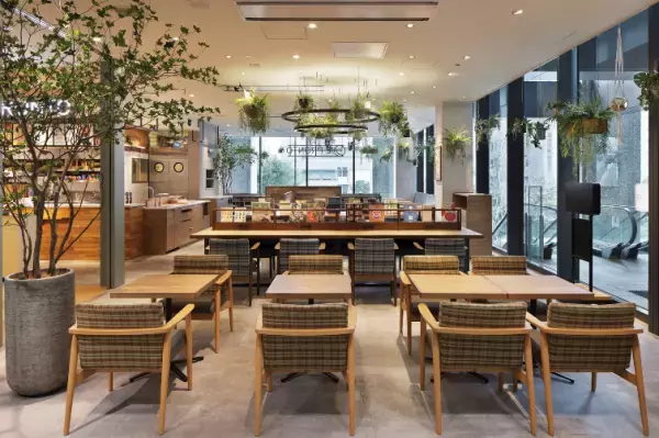 【新商品】名物グルメドッグ新作や爽やかで甘酸っぱい期間限定ルビーレモネード