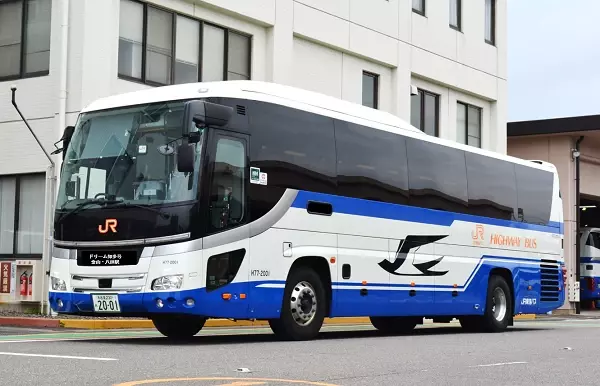 ジェイアール東海バスの運行する「ドリーム知多号」及び「東名ハイウェイバス」のダイヤ改正を実施します。