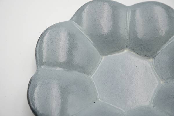 陶器に見える割れないアルミ食器「うつわむすび」を新発売