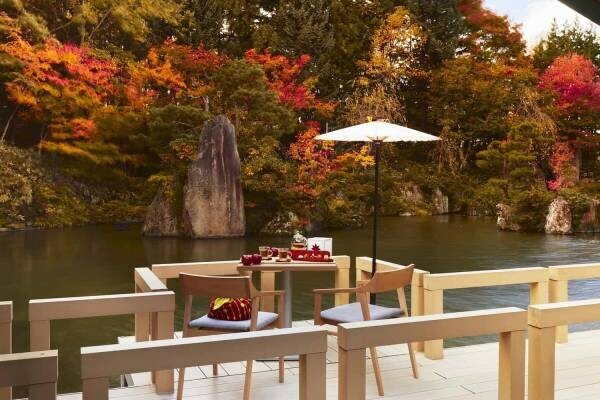 【界 津軽】「津軽四季の水庭」で景色と旬のりんごを楽しむ「紅葉りんごラウンジ」登場｜期間：2022年10月15日〜11月5日