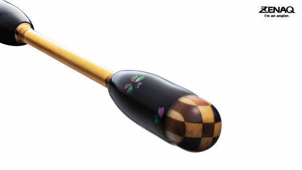 この世のものとは思えない美しさ。金箔・銀箔ロッドが体現する企業スピリット。