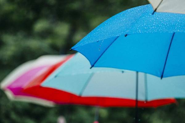 【軽井沢星野エリア】ハルニレテラスで「軽井沢アンブレラスカイ2022」開催　新たにシャボン玉が空に浮かぶ演出も｜期間：2022年6月3日～7月10日