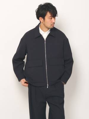 Z世代の社内チームで企画、“今着たい服”を形に　多様なビジネスシーンに合わせた新スタイル「RAXA(ラシャ) playful(プレイフル)」発売