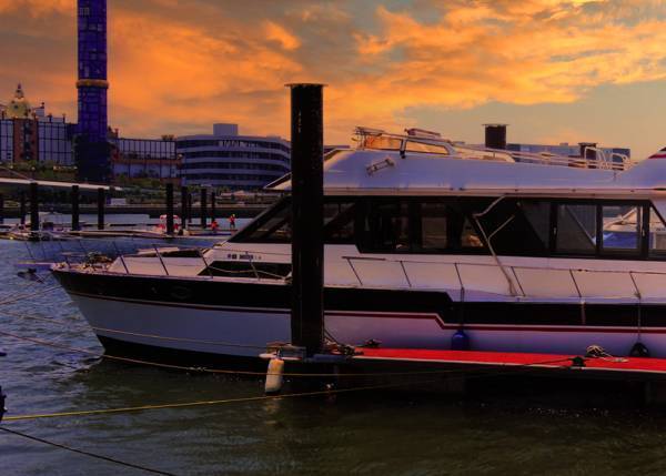 biid（ビード）「大阪北港マリーナHULL(ハル)」新たな船のクルージングプランの開始！