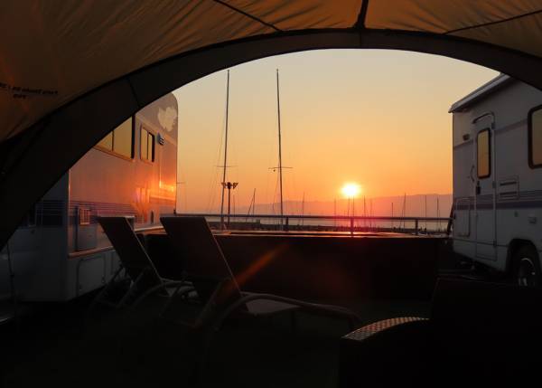 biid（ビード）【梅雨のおでかけオススメスポット】天候に左右されない！江ノ島・横浜・大阪・小豆島でBBQ！