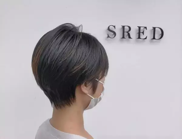 平日限定のお得なクーポンあり！なりたいスタイルと頭皮の健康が同時に叶うヘアケアサロン『SRED』の情報を駅近ドットコムで公開