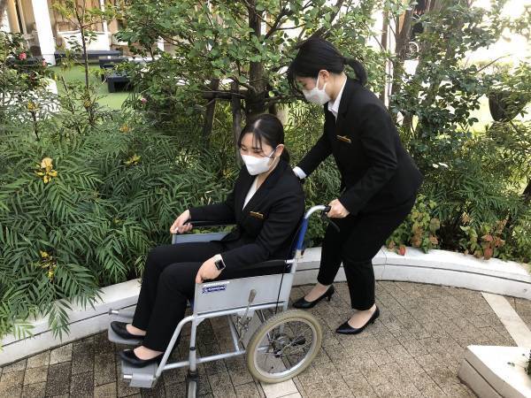 【業界初！】「ベストブライダル ユニバーサル サービス ガイドブック」オリジナル版を策定