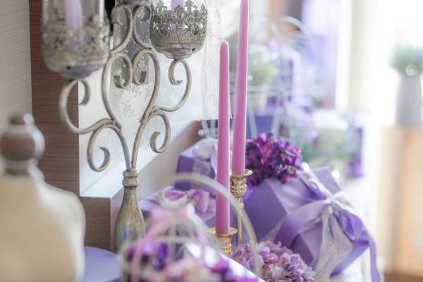 大好きなカラーに囲まれて、推し活ができる究極の非日常ステイ！Vol.5は“大人カワイイ”パープルカラーがテーマ！ 「Lovely Purple Room」販売