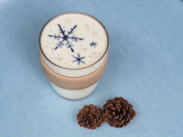 【軽井沢星野エリア】天然氷エリアで浅間山を眺めながらスケートが楽しめる「ケラ池スケートリンク」が12月25日に全面オープン ～氷上でゆったり空を見上げるチェアハンモックが新登場～｜オープン予定日：2022年12月25日