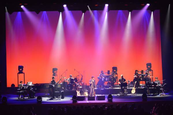 野口五郎、岩崎宏美とのツアーを発表。7月には東京国際フォーラムも。