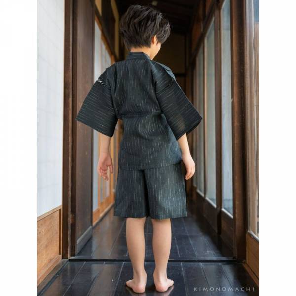 夏の子供服に。男の子甚平に新柄が登場！