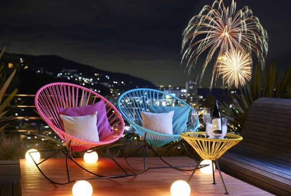 【リゾナーレ熱海】視界いっぱいに広がる花火を特等席で鑑賞＆花火玉を表現した華やかな料理等を堪能できるプラン「あたみ花火旅」を販売｜期間：2022年7月29日～12月18日の熱海海上花火大会開催日