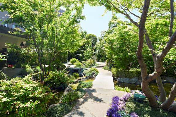 幻想的な“海の世界”を、ライチやレモン、チョコミントなど夏らしいスイーツで再現！『プリンセスアフタヌーンティー～Summer Lagoon～』埼玉・大宮にて販売