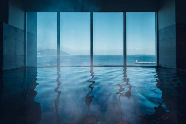 【界 アンジン】【界 伊東】ツアーを彩る桜バスガイドや桜のお菓子など春の味覚を堪能できるお花見セットが新たに誕生「桜オープンバスツアー」2023年も運行｜期間：2023年3月22日～4月9日