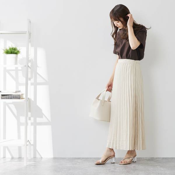 2022サンダル新作発売！今年は透け感を意識！