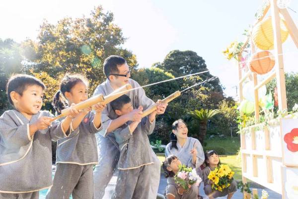 【界 伊東】プールで“たらい乗り”や“源泉でっぽう”を楽しめる「温泉花あそび」開催｜期間：2022年7月18日〜8月31日