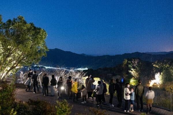高知県立牧野植物園で11月19日、20日に開催される「よるまきのホシフルこんこん山2022」に協力