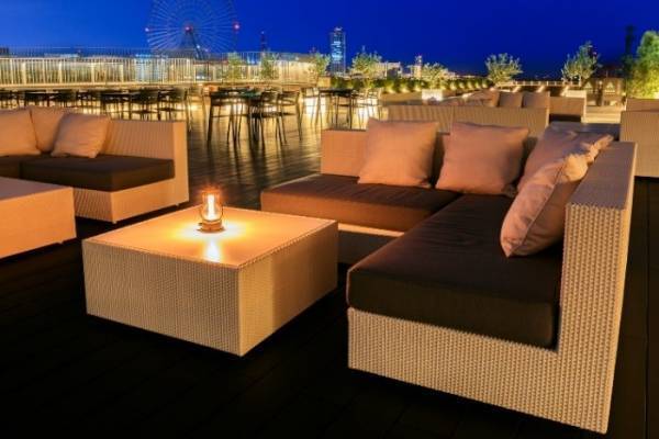 秋の夜風が心地よいテラスで楽しめる「秋の味覚と ワイン＆スイーツブッフェ」10/1より販売開始！