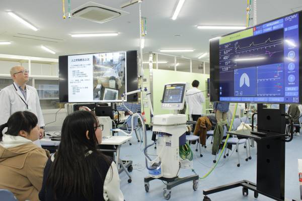 【森ノ宮医療大学】最先端医療を体験！「中学生サマーセミナー」を開催―臨床検査・臨床工学・診療放射線―