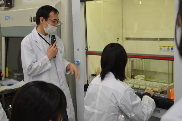 【森ノ宮医療大学】最先端医療を体験！「中学生サマーセミナー」を開催―臨床検査・臨床工学・診療放射線―