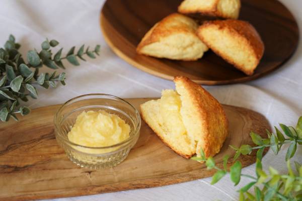 固まっても嫌がらないで　 シャリシャリ&クリーミーを楽しむ「結晶はちみつフェア」開催