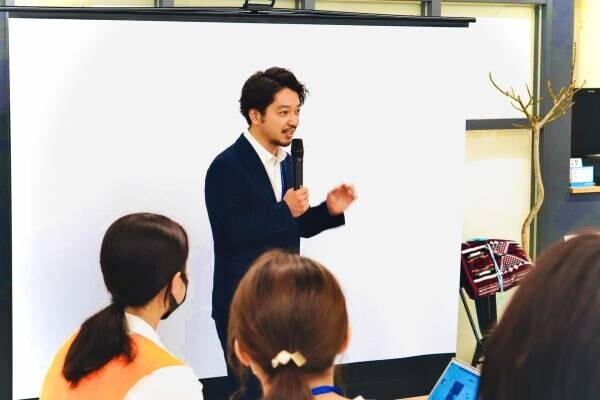 KEC Miriz、オンラインセミナー～芹澤先生と語る、クリエイティブラーニング型の英語授業～を 11月5日(土)に開催
