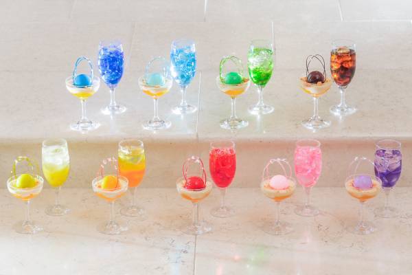 【仙台】9色から選べる“推しカラー”アフタヌーンティーが新登場！ドレスケーキやリップチョコなどのキュートなスイーツを好きな色にカスタマイズ