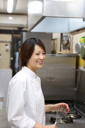 【ダーワ・悠洛 京都】 和と洋が織りなす美食の饗宴 1803年創業の京菓子司  亀屋良長コラボレーションアフタヌーンティー発売