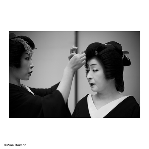 写真家 大門美奈さんによる作品『新ばし』を新技術・高品質モノクロプリントで販売開始！