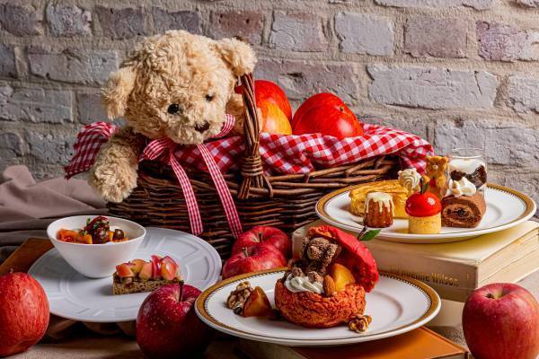 【大阪・心斎橋】‟テディベア”と‟りんご”がテーマの秋スイーツ 『クラシカルレディーのオータムアフタヌーンティー』 期間限定販売